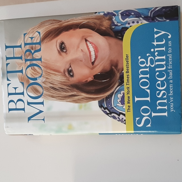 Beth Moore - Picture 3 of 3